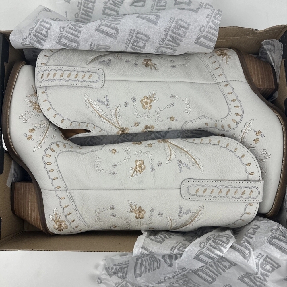 Dingo Tan and White Leather Boots